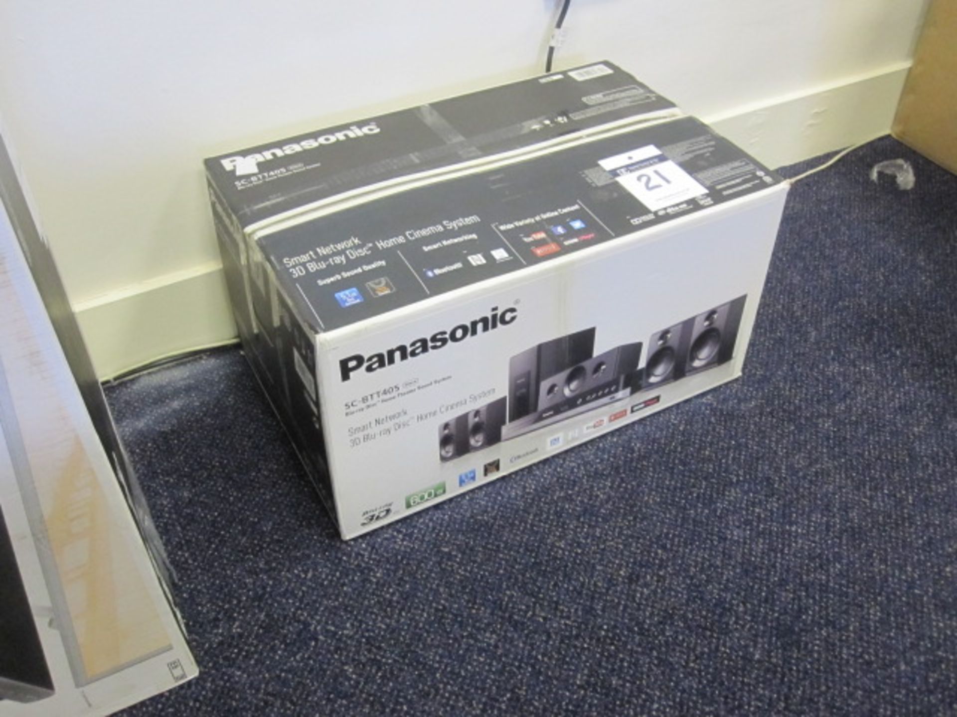 Ex display reboxed - Panasonic SC-BTT405 Home Theatre System with Blu-ray - Image 2 of 2