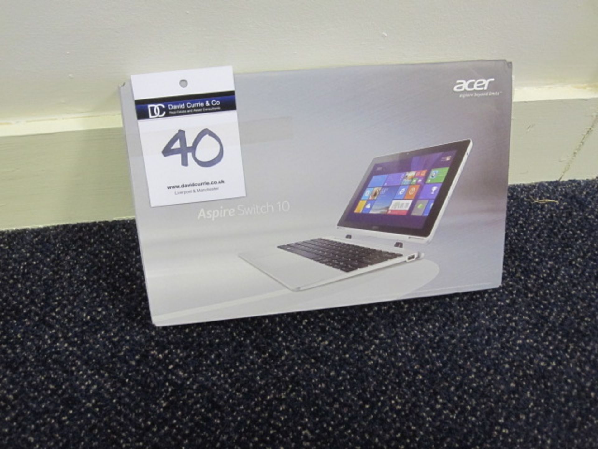 Ex display reboxed - Acer Aspire Switch 10" convertible tablet laptop (gentle grey) Intel Atom - Image 2 of 2