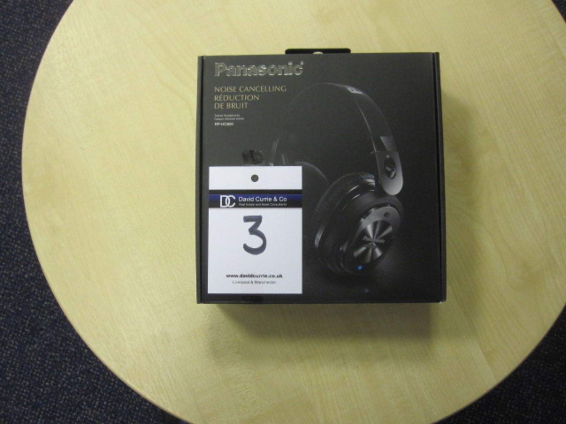 New boxed - Panasonic RP-HC800 noise cancelling stereo headphones - Image 2 of 2