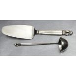 Tortenheber und Saucenkelle, Georg Jensen.925/000 Sterlingsilber, brutto 144 g. Besteckserie "