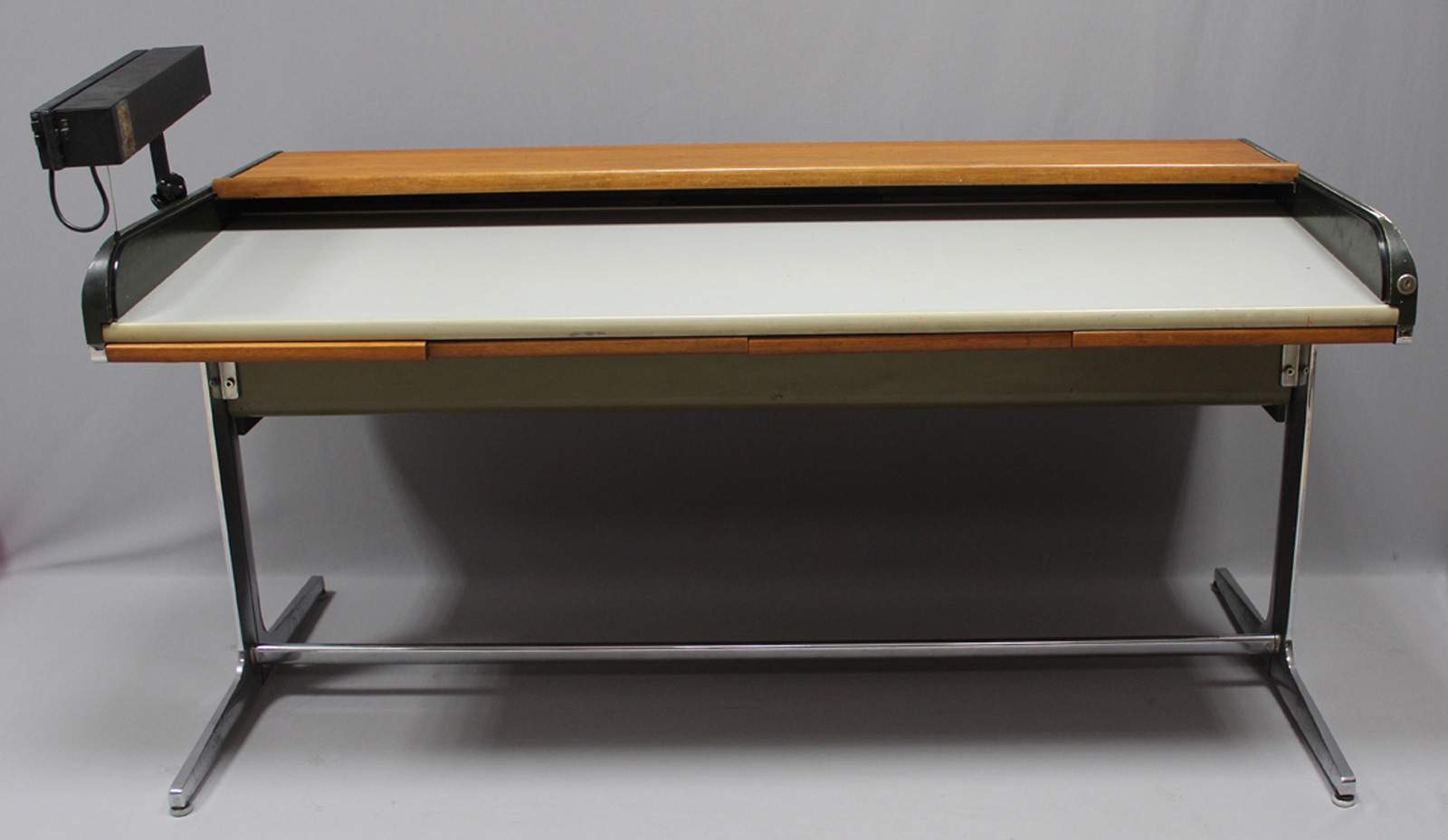 Nelson, George (1908-1986)Schreibtisch Rolltop "Drafting Desk", aus der "Action Office Serie". - Image 2 of 2