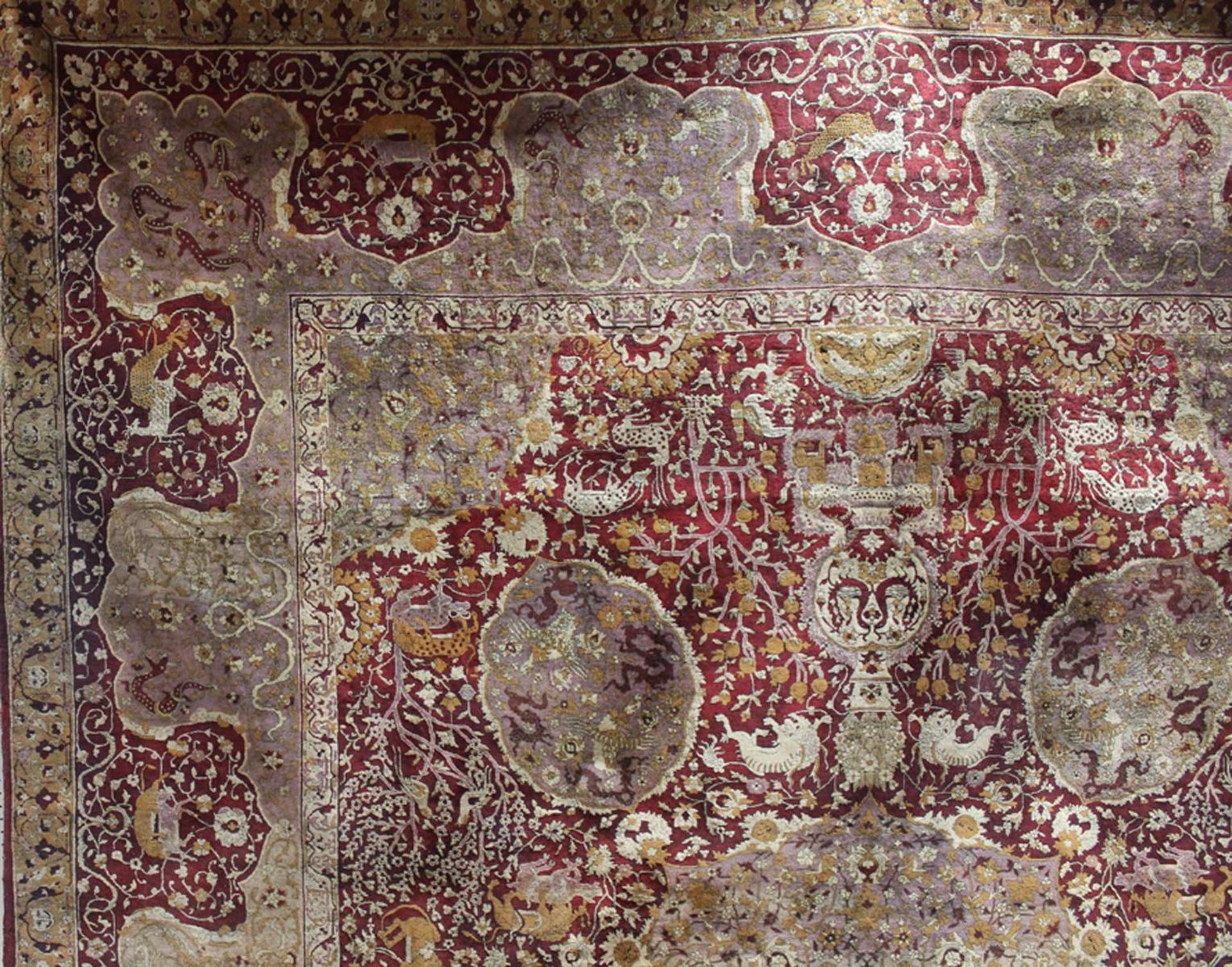 Kerman (19. Jh.), nach den Sanguszko-Teppichen, Korkwolle, ca. 386x 311 cm.EHZ altersbedingt 4. - Bild 2 aus 7