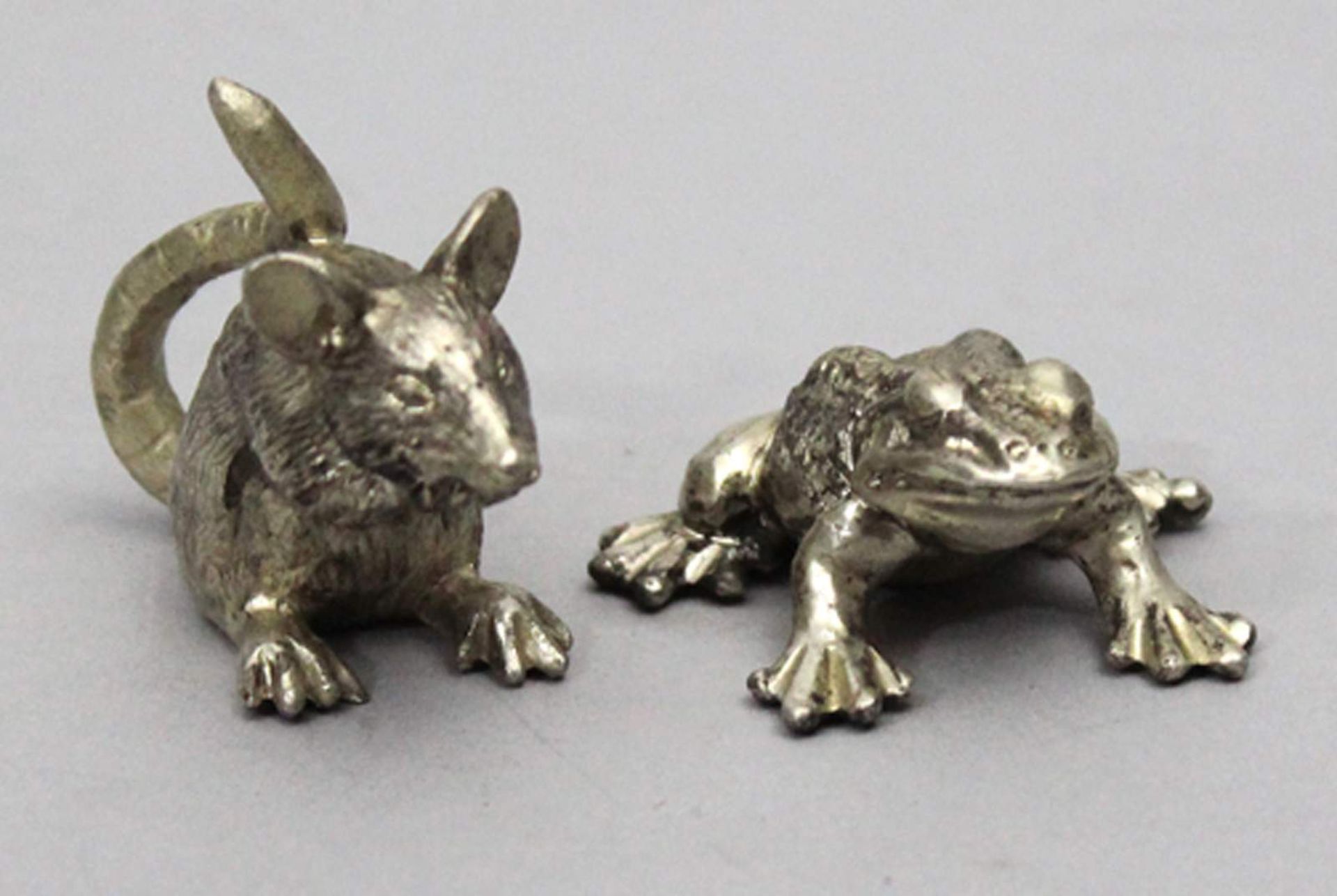 Zwei Tierskulpturen einer Ratte bzw. eines Froschs.Massives 935/000 Silber, zus. 118 g. Ziselierte - Bild 3 aus 3