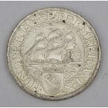 Weimarer Republik, 3 Mark 100 Jahre Bremerhaven 1927 A.vz, aber min. fleckig.Mindestpreis: 40 EUR