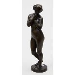 Kruse, Max Carl (1854 Berlin- Bad Kösen 1942), wohlStehender Frauenakt. Bronze mit schwarz-grüner