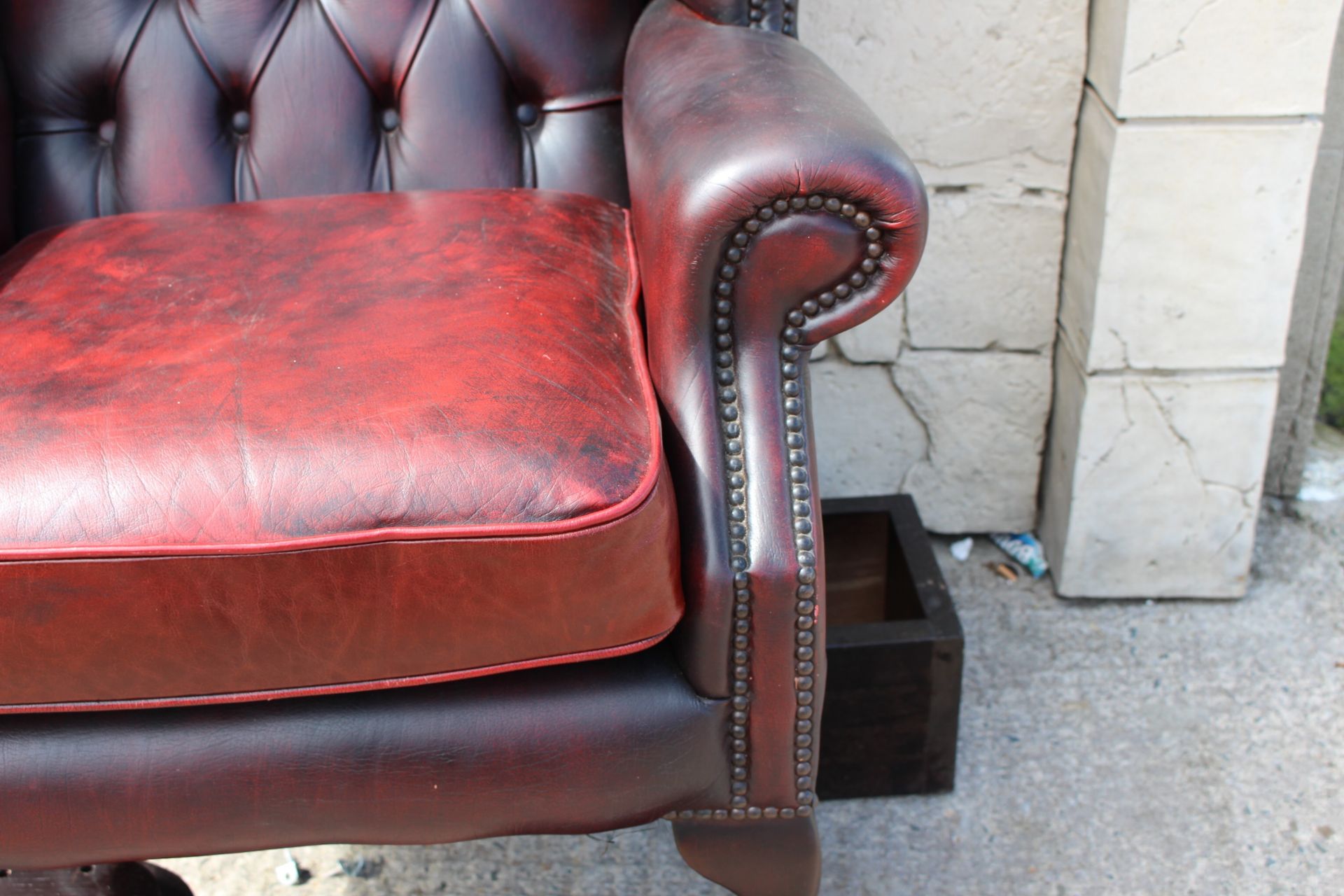 Queen Ann wing button back leather armchair   H:107CM W:91 D:73CM - Image 2 of 4