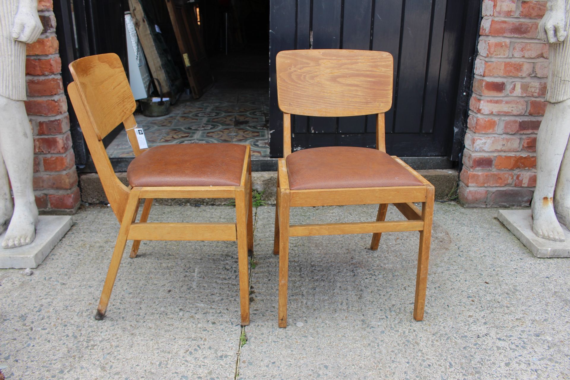 vintage 50's stacking chair set of 4   H:79CM W:44CM D:41CM - Image 2 of 2