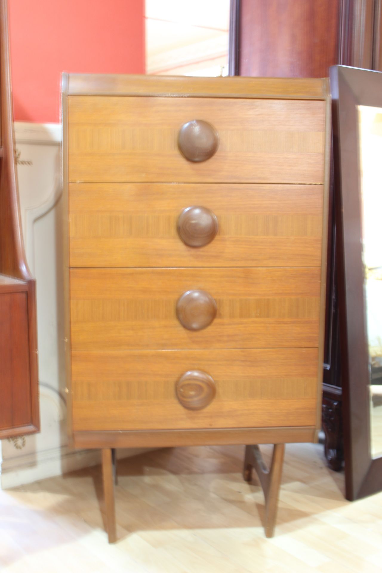 vintage ash four drawer chest H:110CM W:61CM