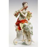 Große allegorische Figur "Euterpe mit Flöte", Meissen 20. Jh. Entw.: J.J. Kaendler. Bunt u. gold