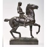 Große Bronze Richard Daniel Fabricius(1863 Berlin - 1923 Dresden) Männlicher Akt zu Pferde, Anf. 20.