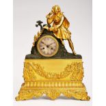 Figurenuhr "Allegorie auf die Dichtkunst"Frankreich um 1840 Bronze, vergoldet u. patiniert.