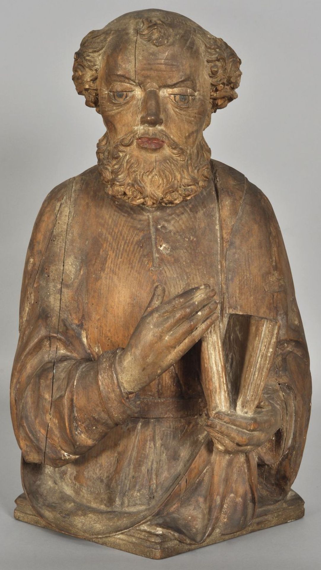 Apostelfigur (Petrus), Ulmer Schule, um 1480Pendant zu Kat-Nr. 42. Laubholz, geschnitzt, Rückseite