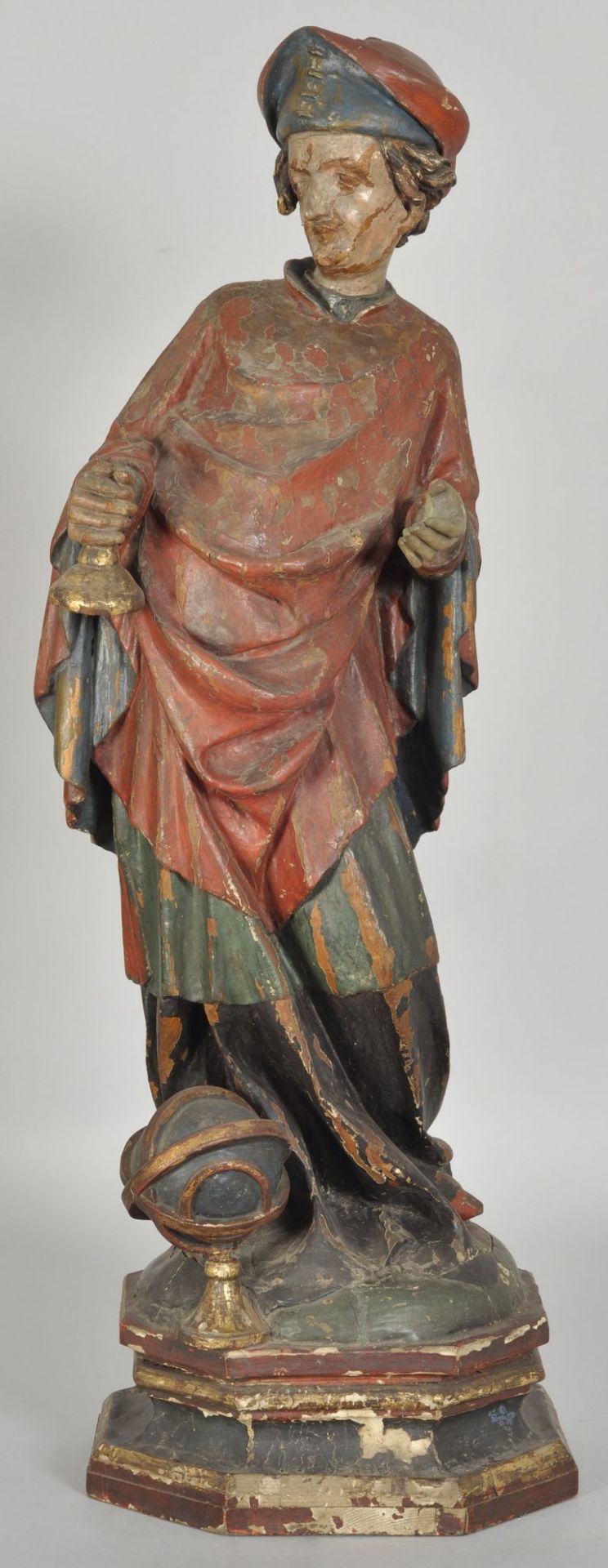 Figur eines Heiligen Königs (?), Süddeutschland, 1. H. 15. Jh.Laubholz (Linde), vollplastisch