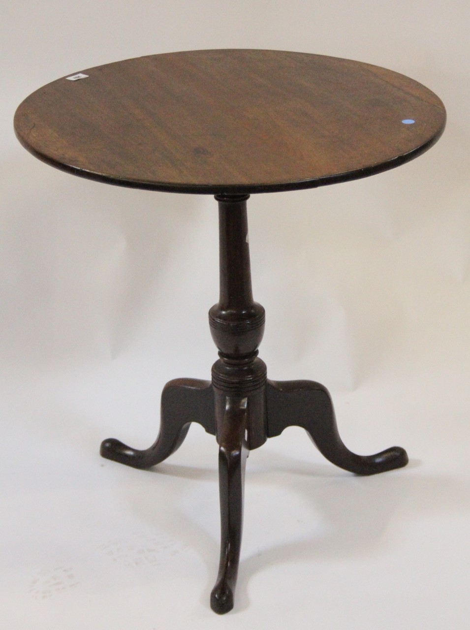 A George III mahogany circular occasional table