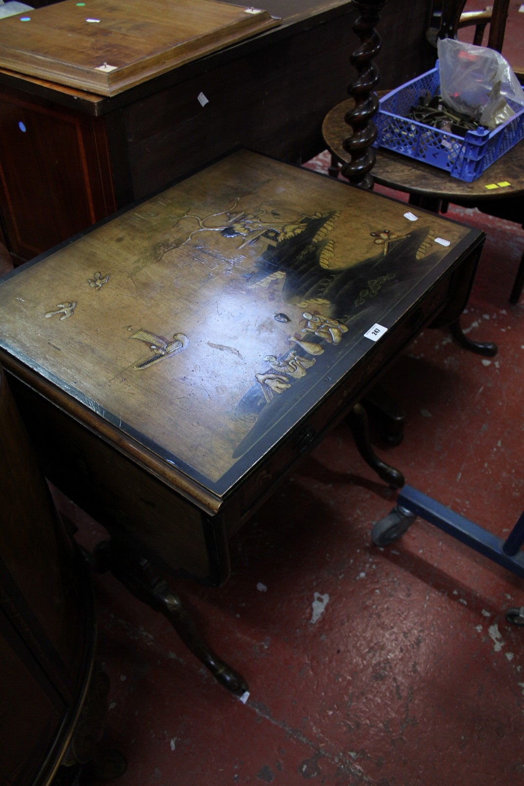 An early 20th Century chinoiserie decorated sofa table 129cm extended