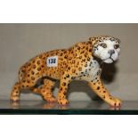 A Beswick model of a leopard, 12cm high, and a Beswick model of a lion and a lioness -3