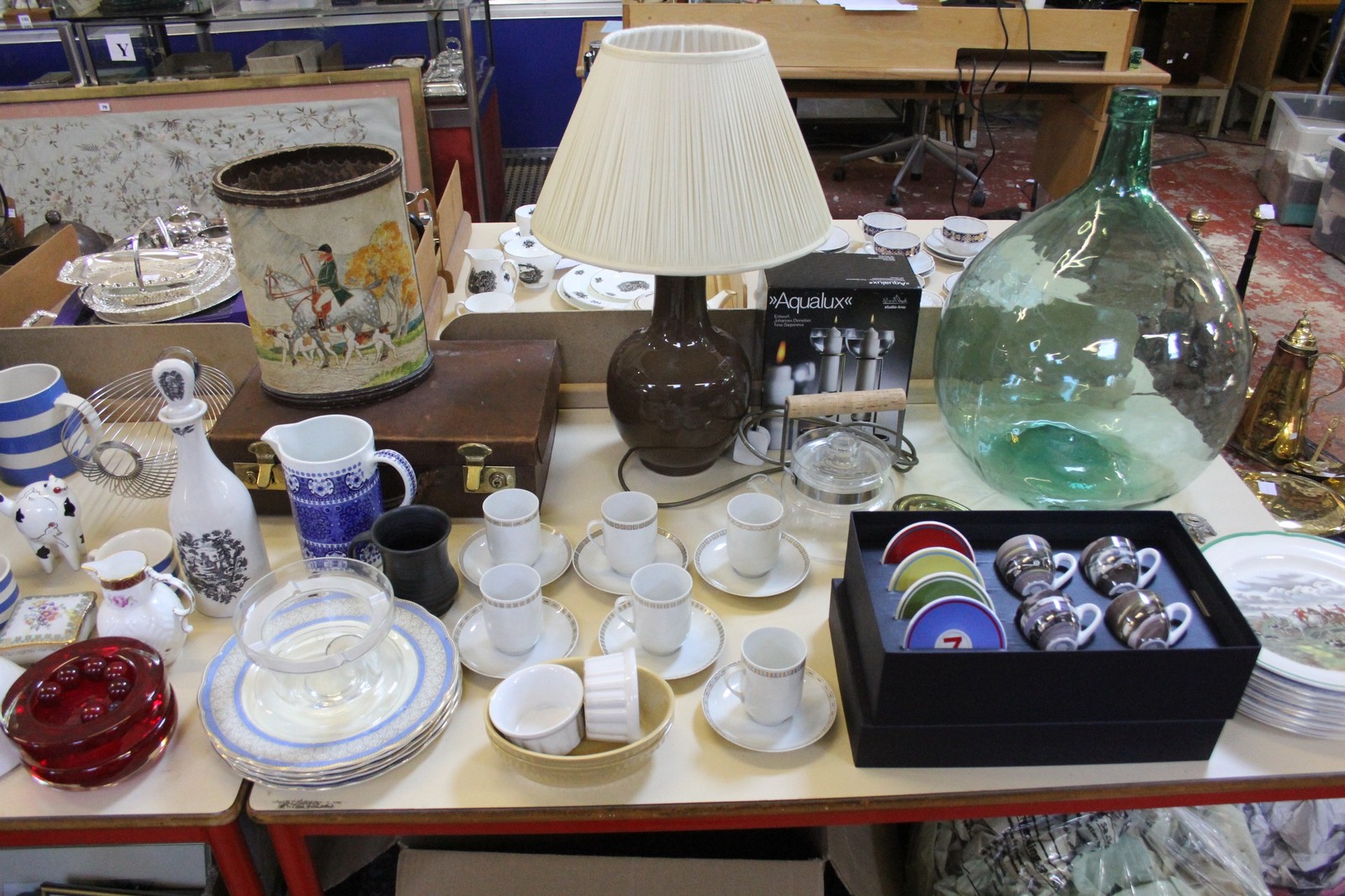 A quantity of decorative china and glassware, including Royal Worcester bird plates by Dorothy - Image 2 of 2