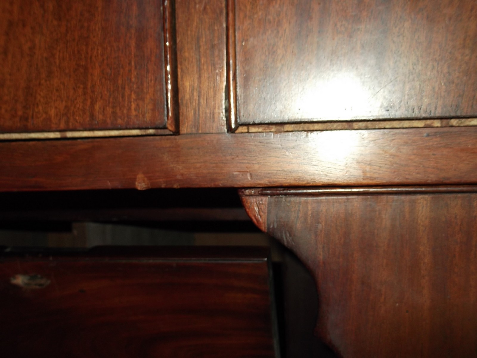 A George II mahogany kneehole desk circa 1740 with a rectangular top, six short drawers flanking a - Image 10 of 11