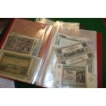 A quantity of Notgeld (two albums)