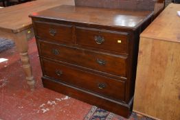 An Edwardian mahogany chest of drawers.