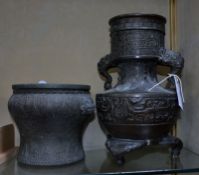 Two late 19th Century Chinese bronze vases -2