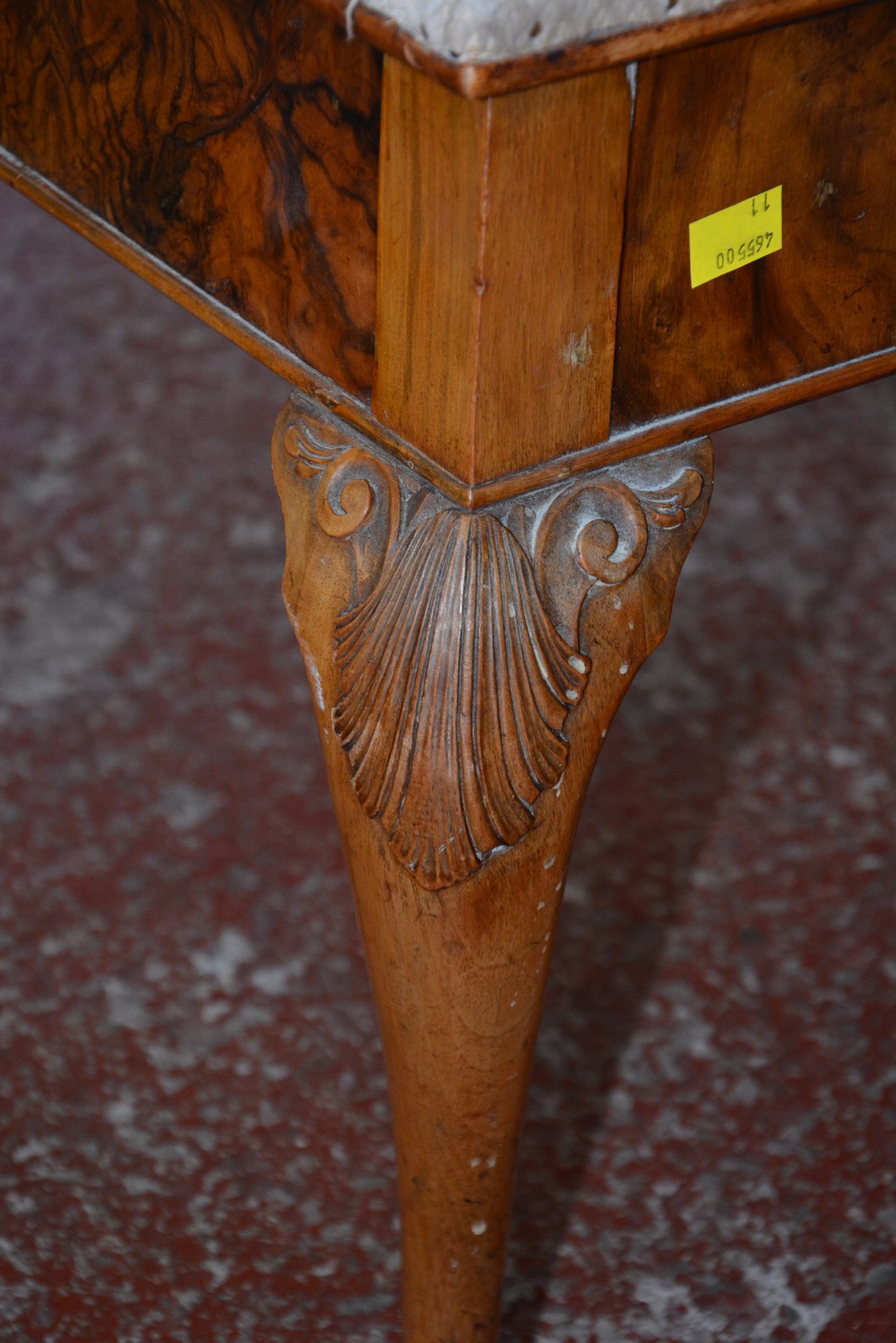A walnut duet stool with a hinged lid raised on cabriole legs - Image 3 of 3