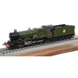 A very fine Gauge 1 model of a Great Western Railway Castle Class 4-6-0 tender locomotive No.5082 ‘
