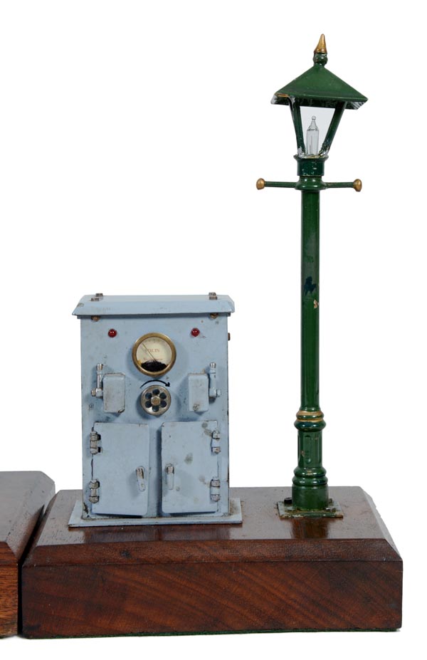 A model of a Bremen horizontal hot air mill engine, built by the late Mr Brian Marshall of - Image 3 of 3