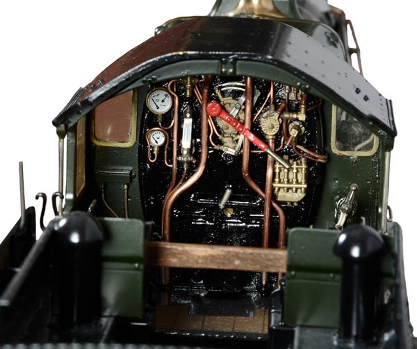 A very fine Gauge 1 model of a Great Western Railway Castle Class 4-6-0 tender locomotive No.4081 ‘ - Image 2 of 5