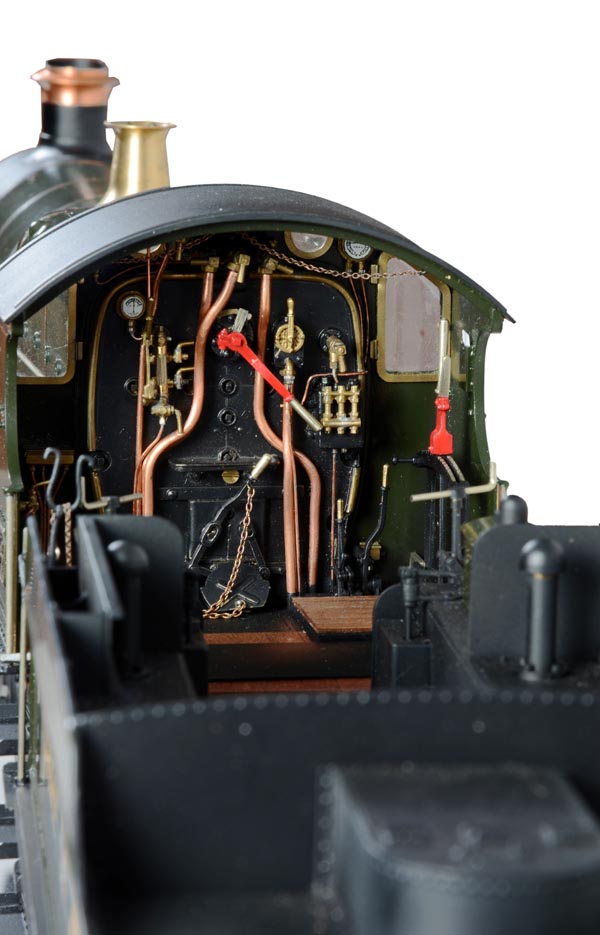 A very fine gauge 1 model of a Great Western Railways Saint Class 4-6-0 tender locomotive No.2904 ‘ - Image 4 of 7