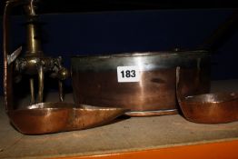 A quantity of metalware including copper pans and coal scuttle etc (qty)
