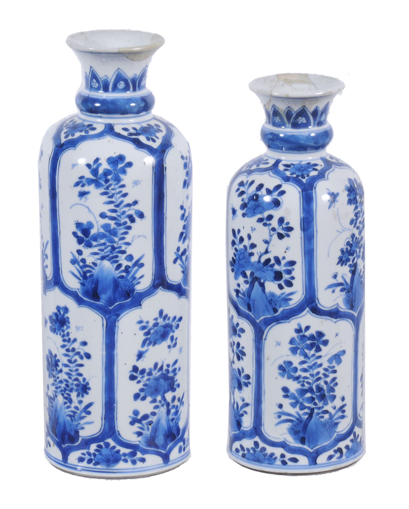 Two similar Chinese blue and white porcelain cylindrical vases,   Qing Dynasty, Kangxi (1662-1722),