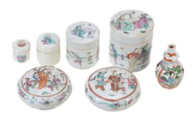 Two Famille Rose circular boxes and covers, 19th century  Two Famille Rose circular boxes and