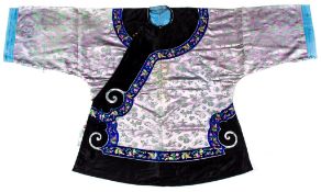 A Han Chinese woman s side opening informal coat,  ao  , late Qing dynasty  , the lilac damask