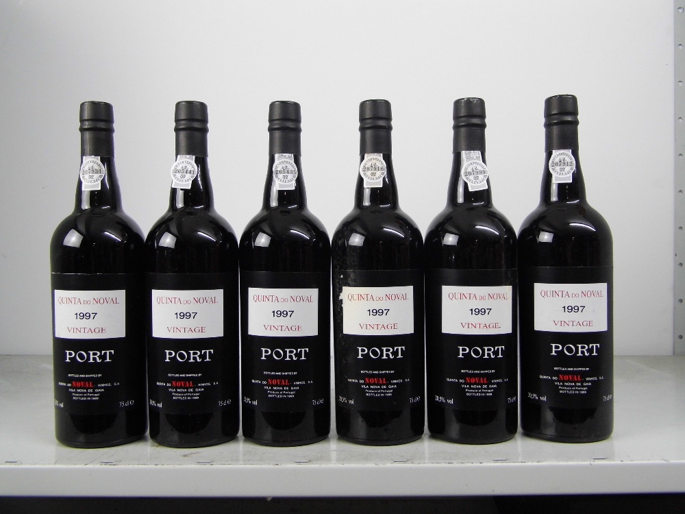 Quinta do Noval Vintage Port 19976 bts OWC100pts Robert Parker. A very low production year (1200