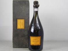 Champagne Veuve Clicquot La Grande Dame 1985 1 bt Indivdual OCC