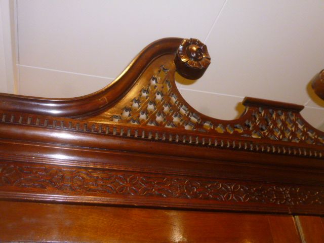 A mahogany cabinet bookcase , in George III style  A mahogany cabinet bookcase  , in George III - Image 2 of 4