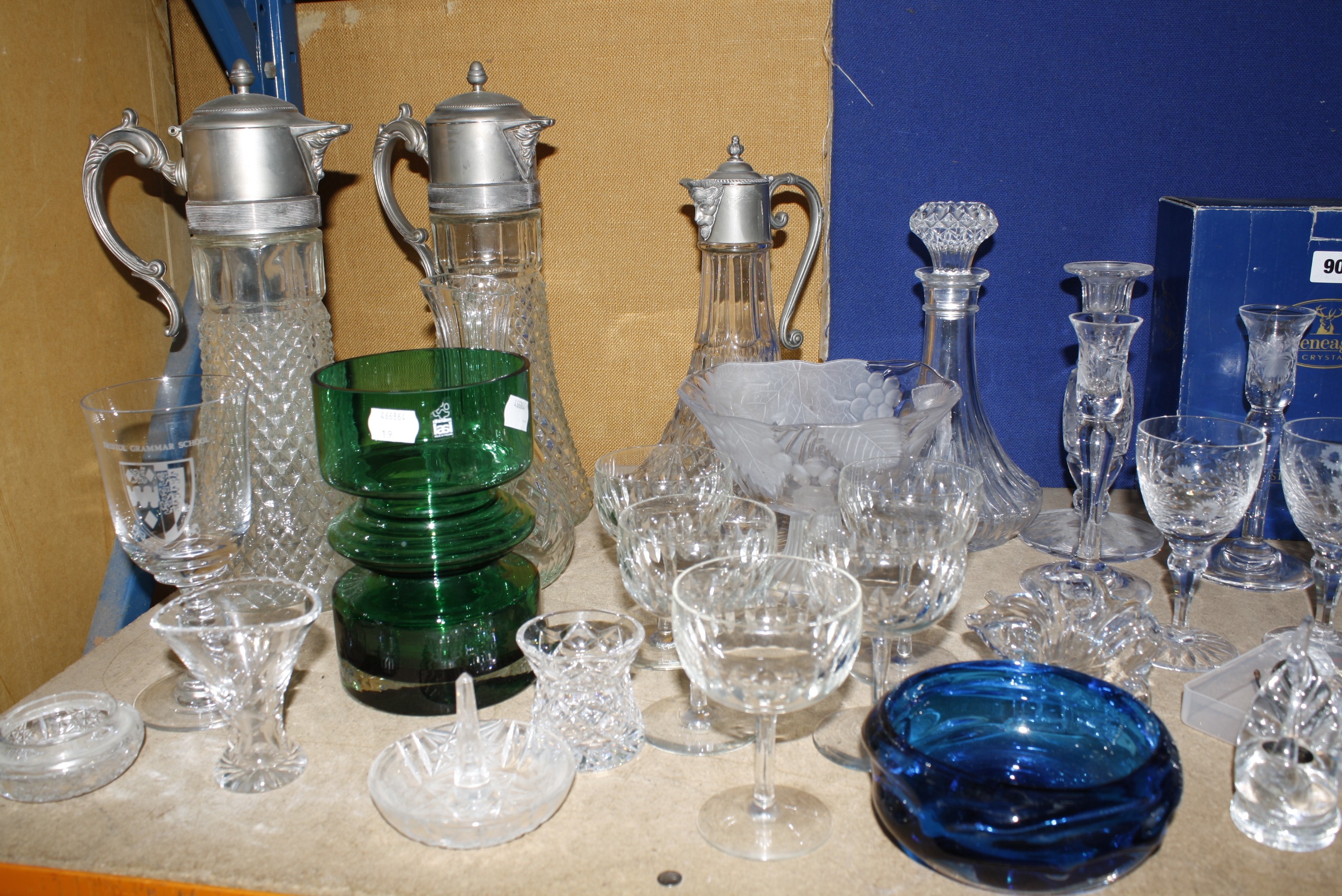 A Riihimaen Lasi green glass vase, 18cm high, and a quantity of decorative glassware to include - Image 2 of 2