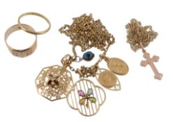 A small collection of gold coloured jewellery, comprising  A small collection of gold coloured