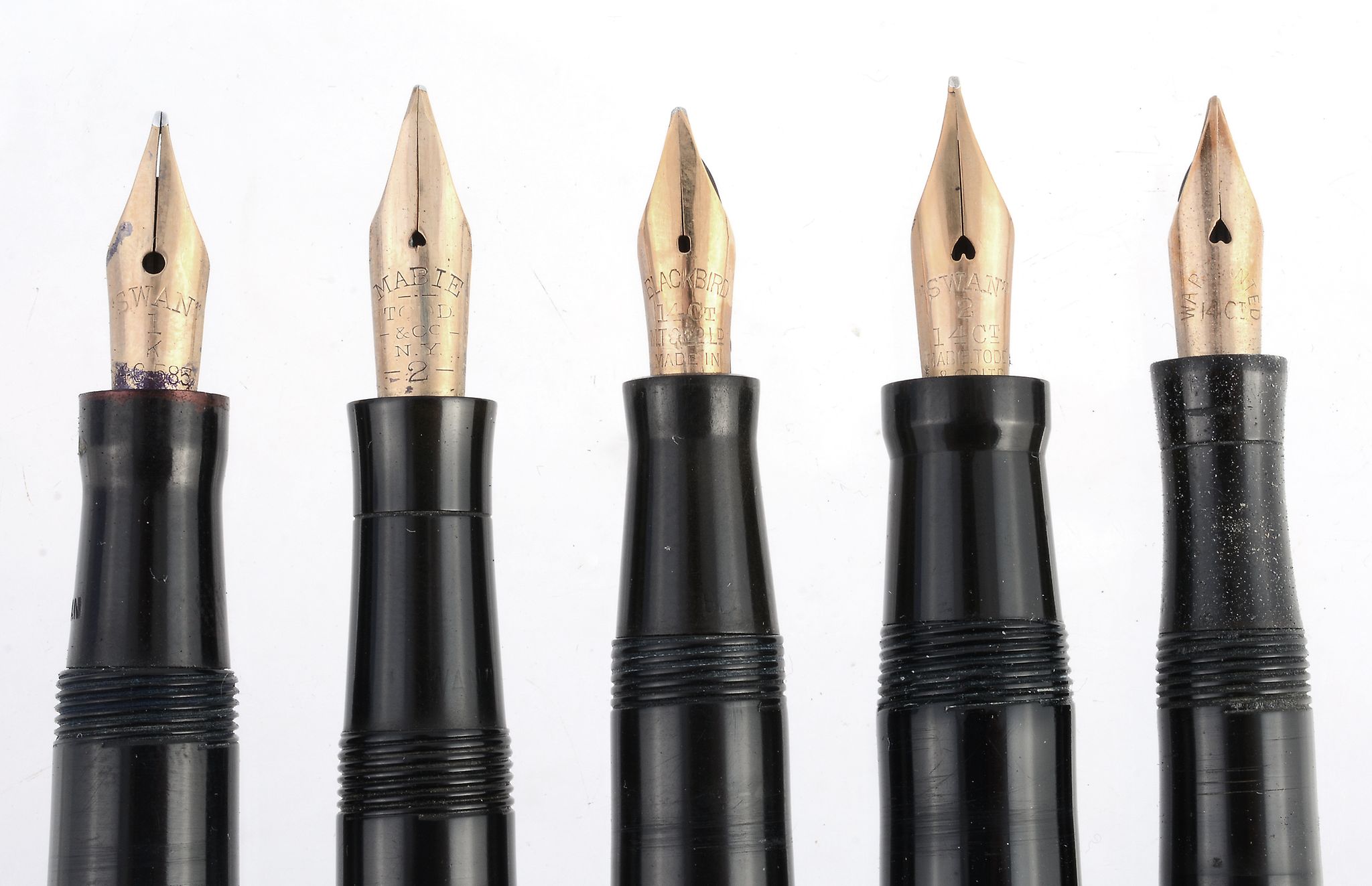 Mabie Todd & Co., Swan Leverless Pen, a black fountain pen  Mabie Todd  &  Co., Swan Leverless - Image 2 of 2
