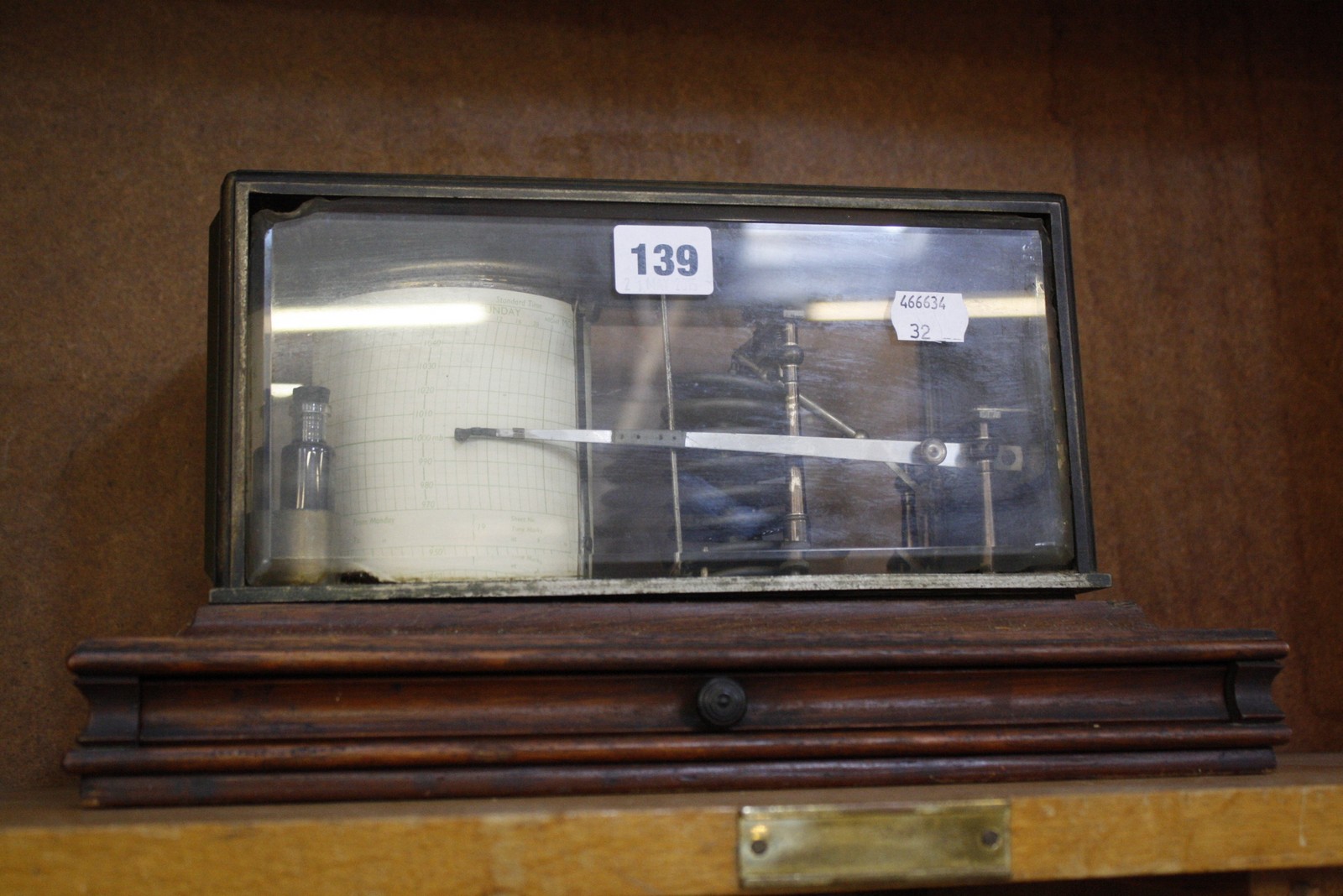 An early 20th Century oak cased barograph by E & E. Emanuel, Portsea, with chart drawer (AF)