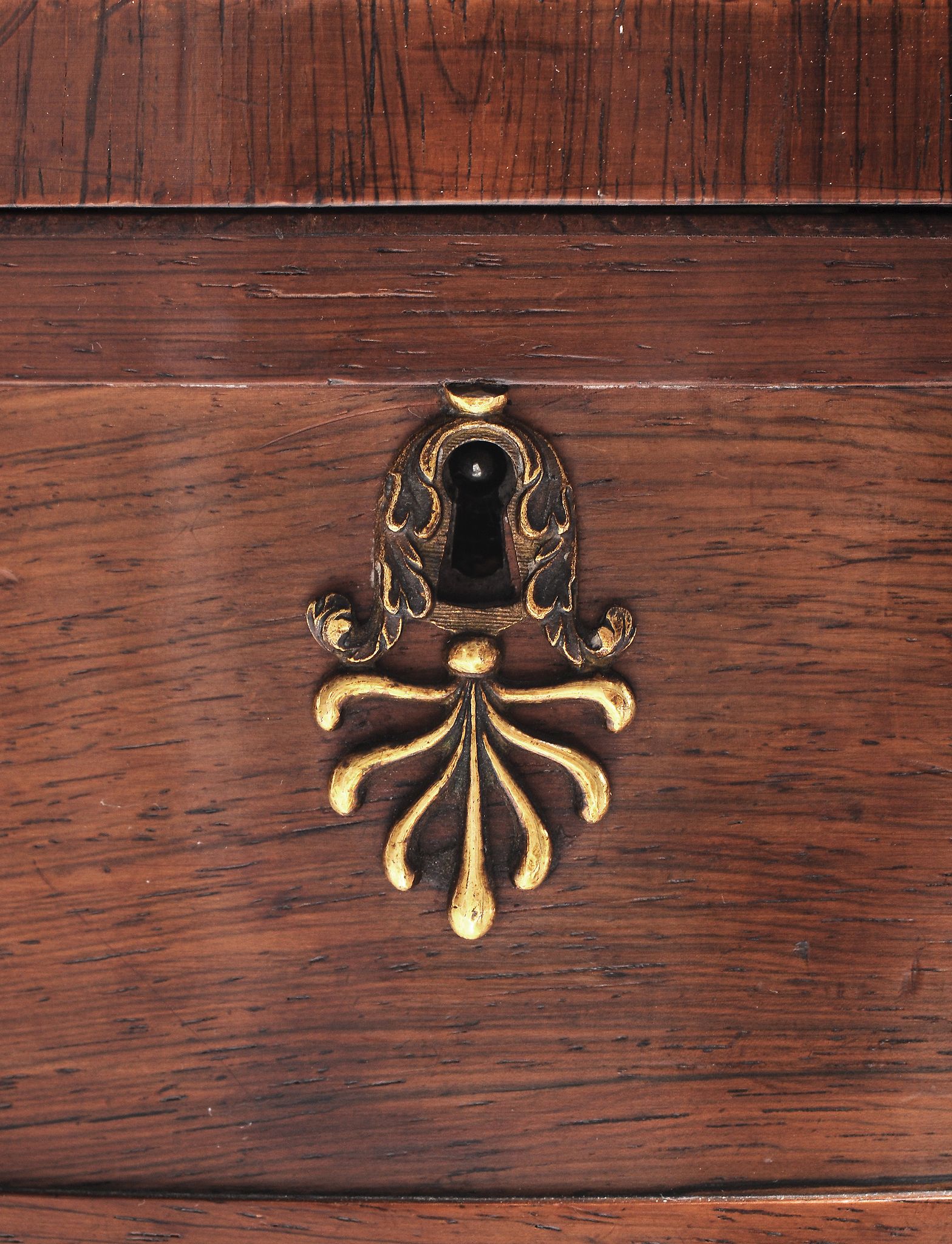 A Regency rosewood library table, circa 1815 - Image 5 of 6