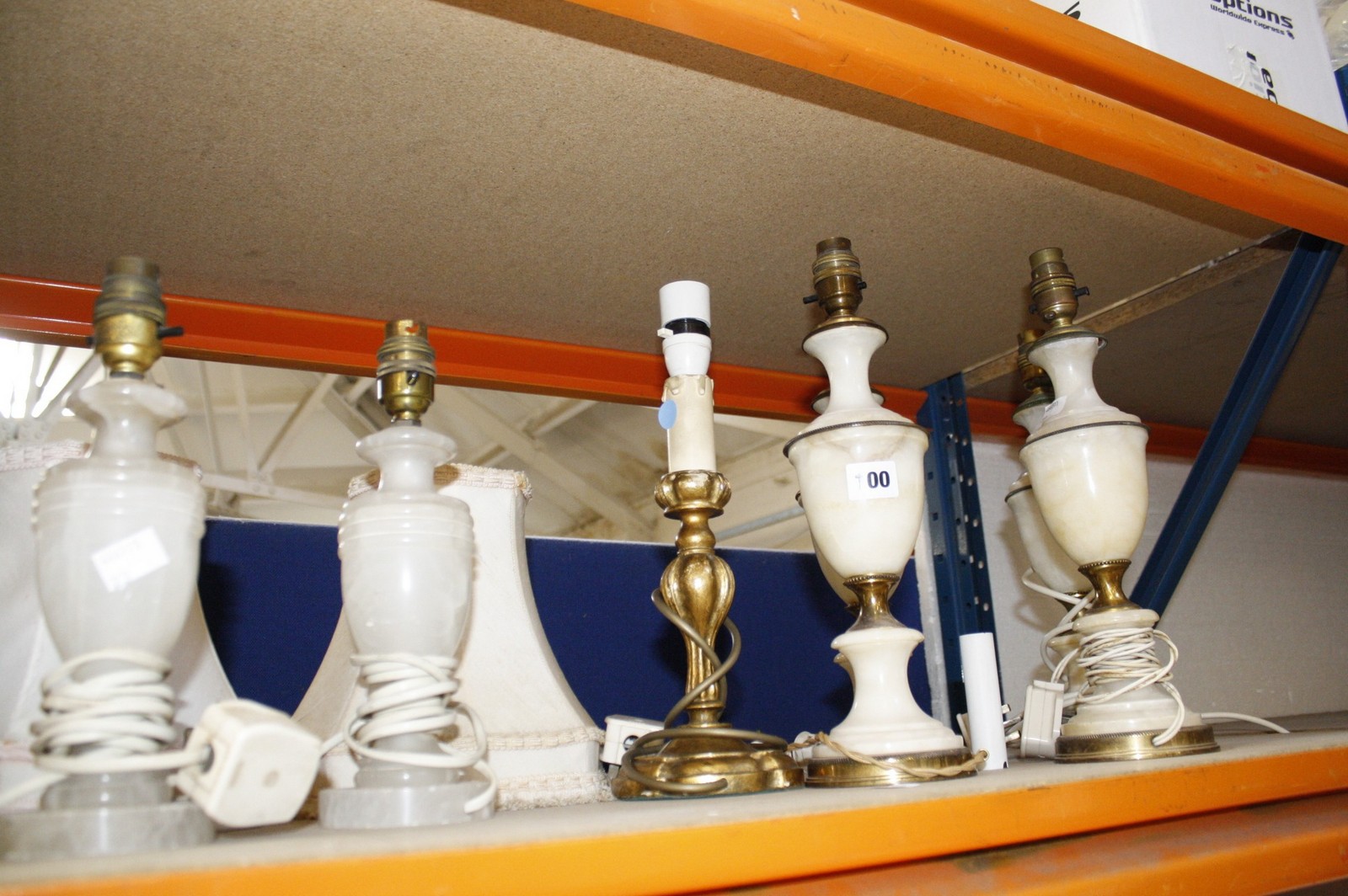 A quantity of 20th Century Italian alabaster table lamps and a giltwood lamp