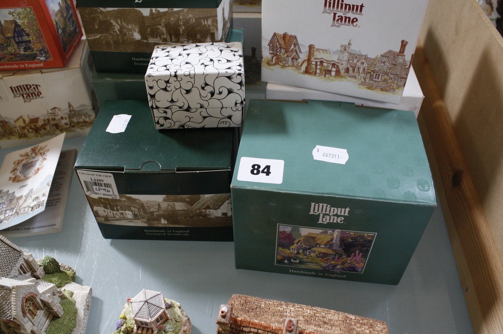 A quantity of Lilliput Lane cottages (some boxed), to include St Lawrence Church, Cradle Cottage,