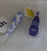 A cameo glass cheroot holder and a blue cased glass cheroot holder -2