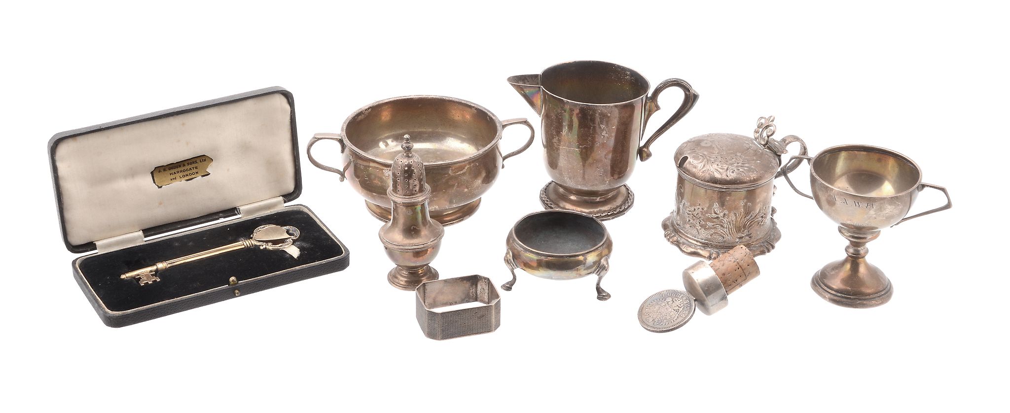 A mixed collection of small silver, including  A mixed collection of small silver,   including: a