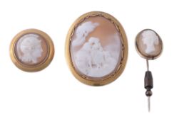 A cameo brooch, the circular brooch carved with the profile of Athena, within a ropetwist surround,