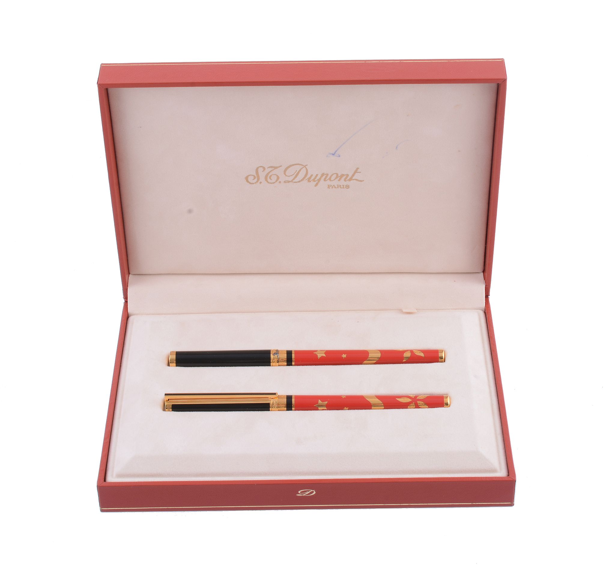 S. T. Dupont, Hong Kong 1997, a limited edition laque de chine fountain pen and ball point pen,
