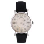 Gruen, Mystery Dial, ref. 422-028, a 14 carat white gold wristwatch,   no. 50759, circa 1950,