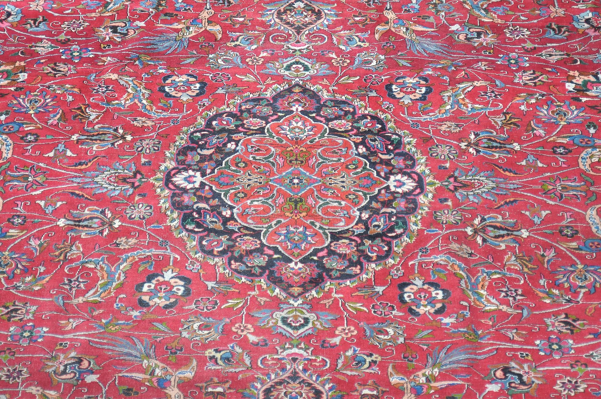 A Meshed carpet , approximately 433 x 368cm  A Meshed carpet , approximately 433 x 368cm Please - Image 2 of 2